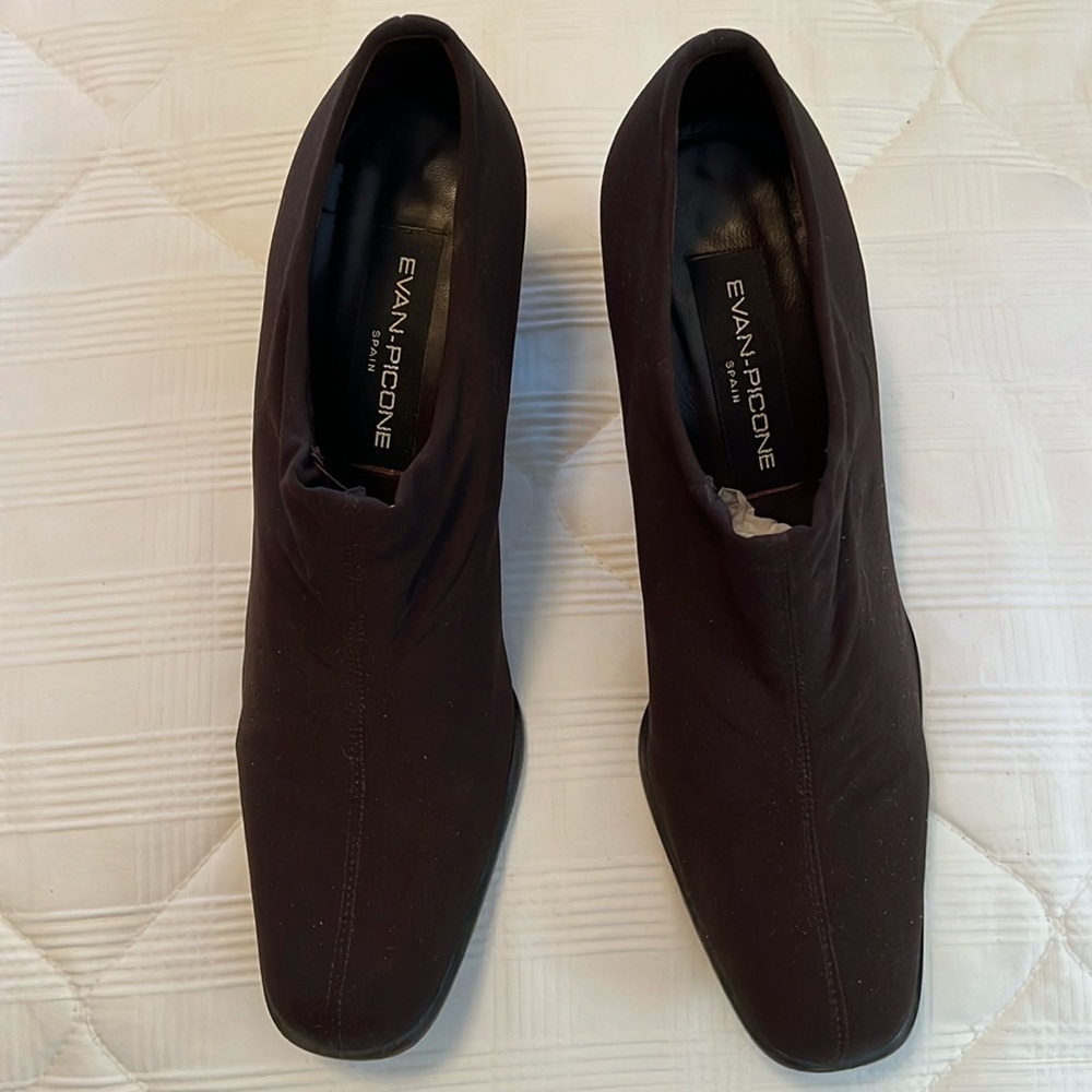 Evan Picone brown heels